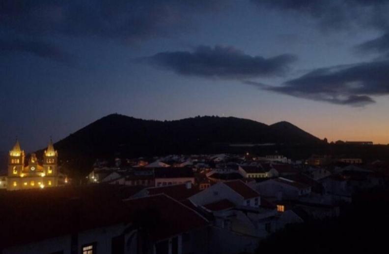 Telhados D'Angra Al Apartment Angra do Heroísmo Екстериор снимка